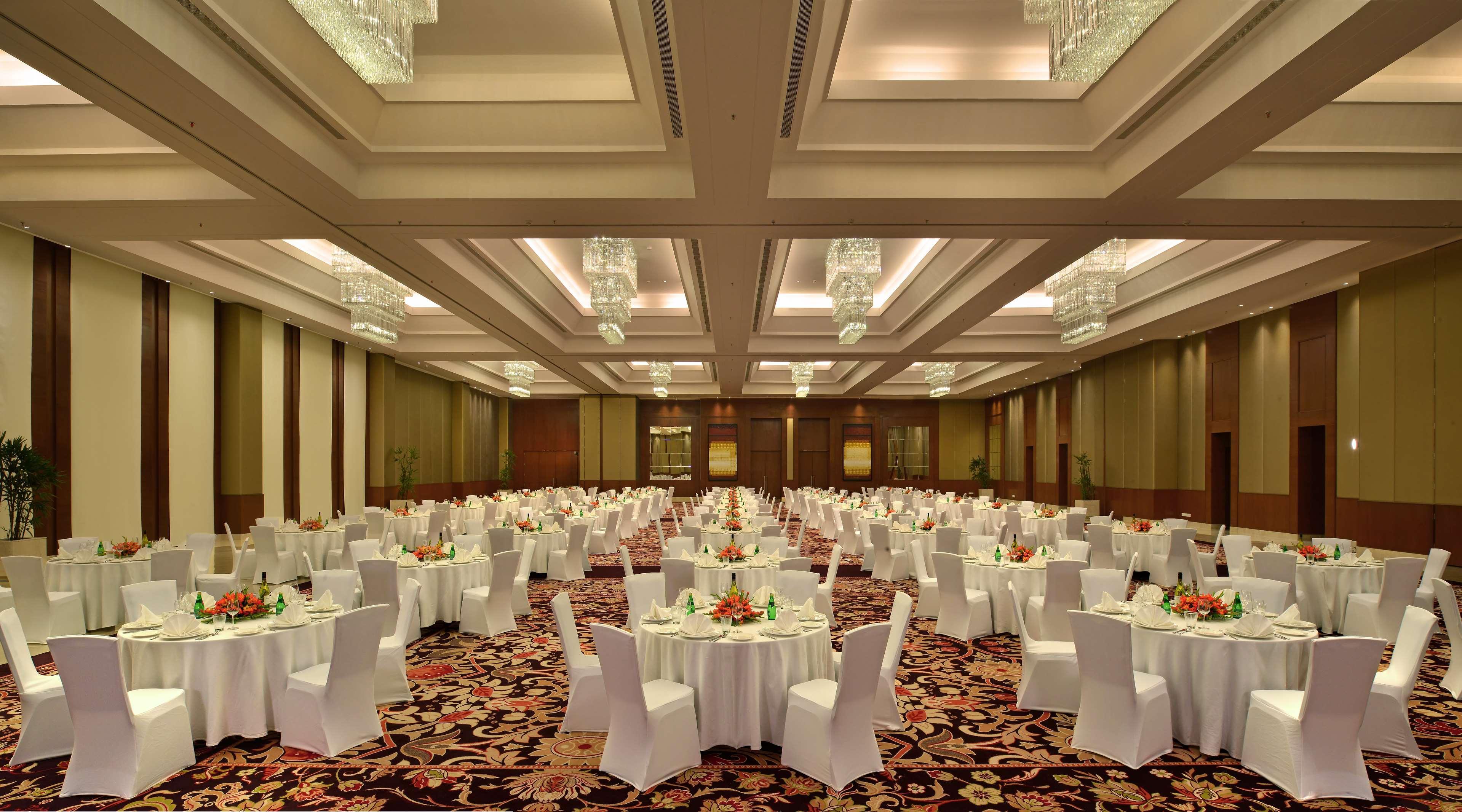 Hotel Park Plaza Chandigarh 4*