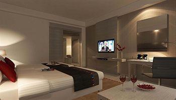 Hotel Park Plaza Chandigarh 4*